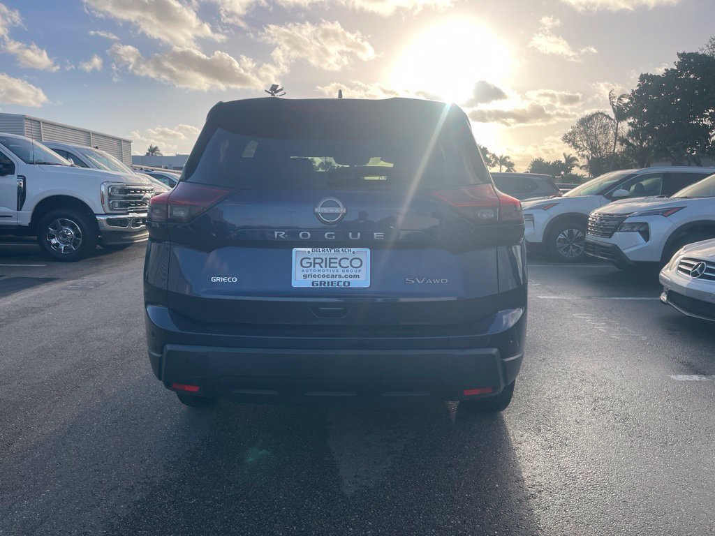Certified 2024 Nissan Rogue SV AWD/4WD image 3