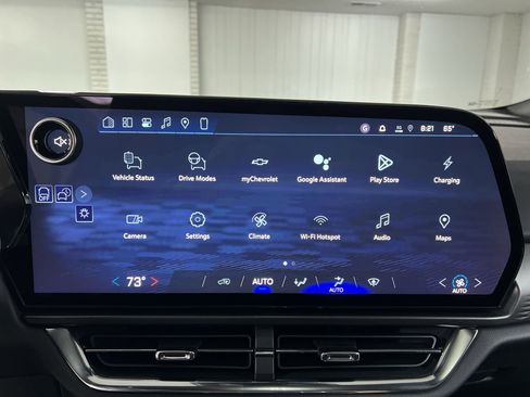 New 2026 Chevrolet Equinox EV LT image 47