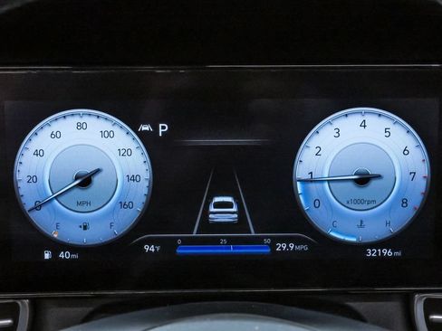 Used 2022 Hyundai Elantra Limited FWD image 22