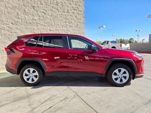 Used 2023 Toyota RAV4 LE AWD/4WD image 7