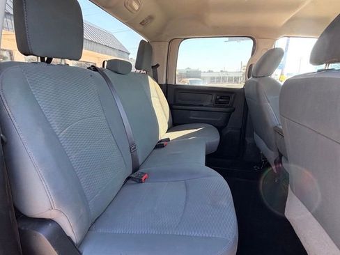 Used 2018 RAM 2500 Tradesman w/ Chrome Appearance Group AWD/4WD image 8