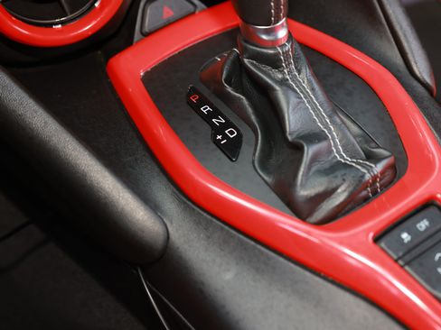 Used 2022 Chevrolet Camaro LT RWD image 44