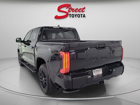 Certified 2025 Toyota Tundra Limited AWD/4WD image 2