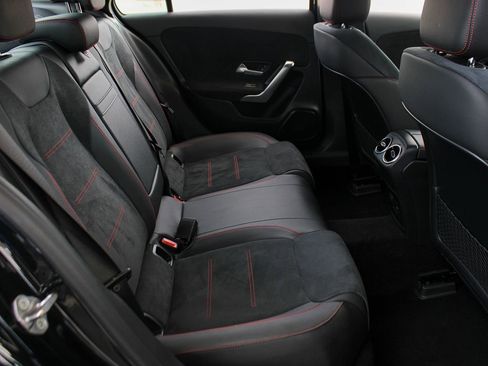 Used 2022 Mercedes-Benz A 220 image 24