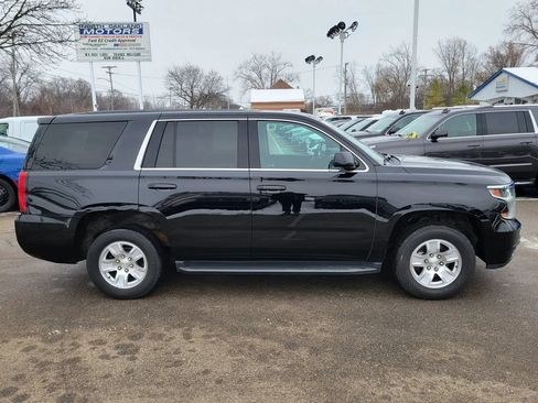 Used 2020 Chevrolet Tahoe 4WD w/ Remote Keyless Entry Package image 3
