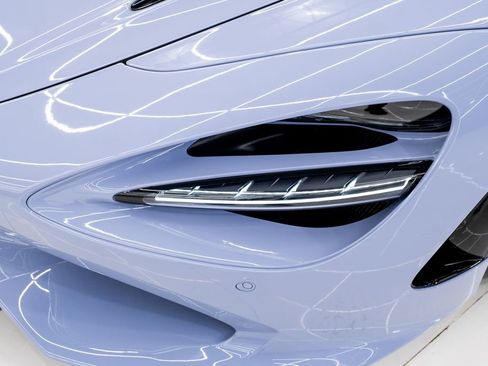 Used 2024 McLaren 750S Spider RWD image 23
