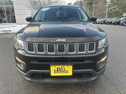 Used 2019 Jeep Compass Latitude w/ Popular Equipment Group image 2