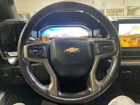 Used 2022 Chevrolet Silverado 1500 High Country AWD/4WD image 14