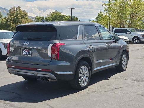 Used 2025 Hyundai Palisade SEL AWD/4WD image 3