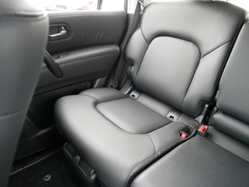 Certified 2024 Nissan Armada SL w/ Cargo Package image 12