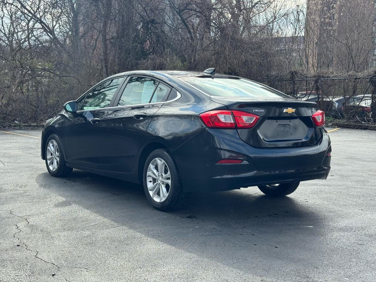 Used 2019 Chevrolet Cruze LT w/ LT Fleet Convenience Package FWD image 4