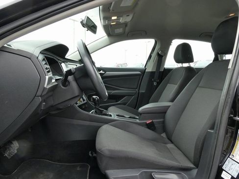 Used 2020 Volkswagen Jetta S image 19