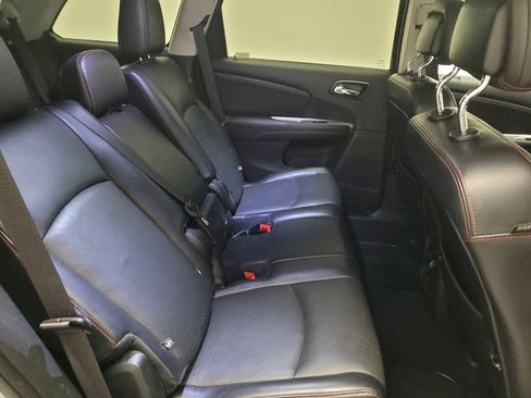 Used 2019 Dodge Journey GT image 19