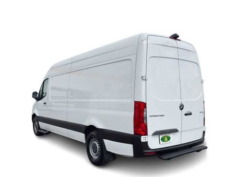 Used 2023 Mercedes-Benz Sprinter 2500 image 7