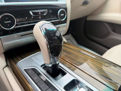 Used 2014 Maserati Quattroporte GTS RWD image 24