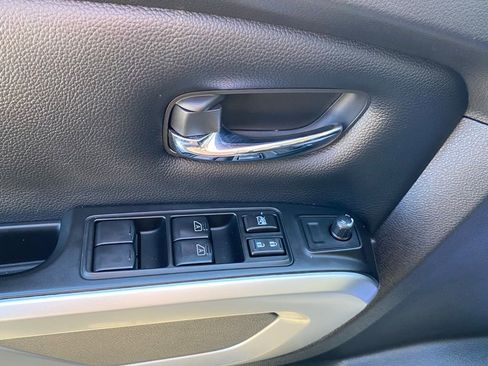 Used 2024 Nissan Titan SV w/ Accessory Utility Package image 23