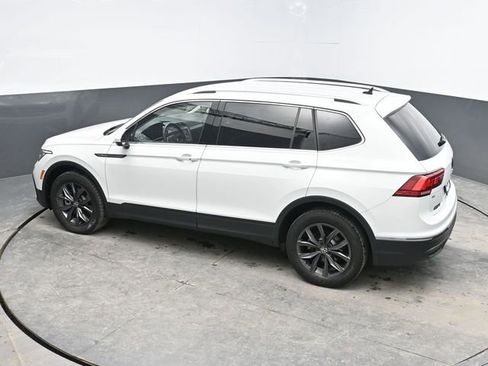 Used 2022 Volkswagen Tiguan SE image 24