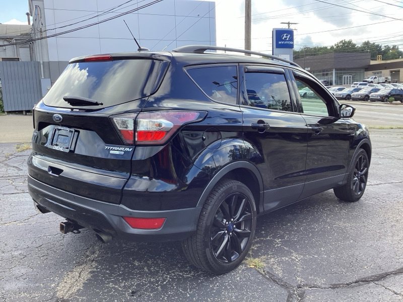Used 2017 Ford Escape Titanium AWD/4WD image 8