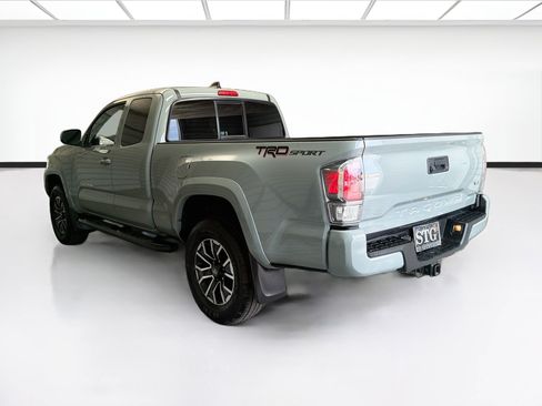 Used 2022 Toyota Tacoma TRD Sport w/ TRD Premium Sport Package RWD image 6