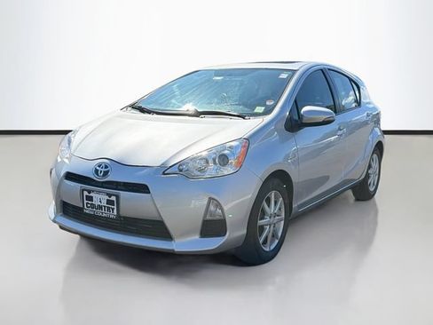 Used 2012 Toyota Prius C Three FWD image 3