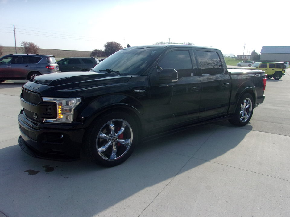 Used 2018 Ford F150 Lariat w/ Equipment Group 502A Luxury AWD/4WD image 5