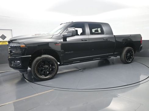 Used 2026 RAM 3500 Laramie AWD/4WD image 2
