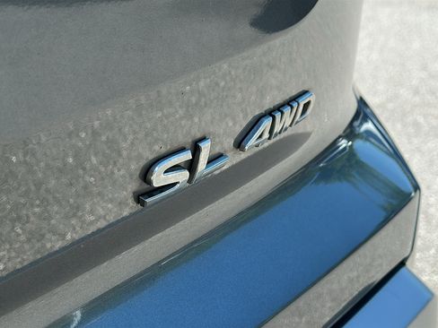 Used 2024 Nissan Pathfinder SL w/ SL Premium Package AWD/4WD image 9
