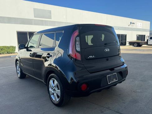 Used 2019 Kia Soul FWD image 7