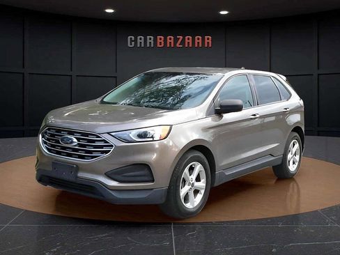 Used 2019 Ford Edge SE w/ SE Fleet Driver's Package image 1