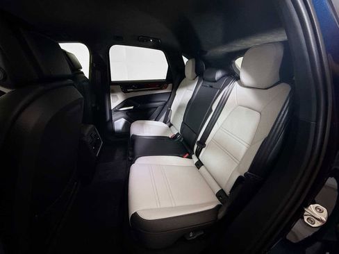 New 2025 Porsche Cayenne Turbo image 17