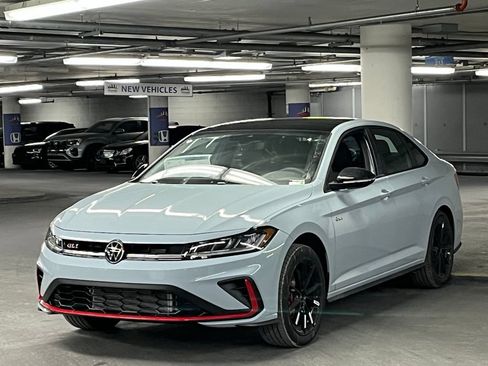 New 2026 Volkswagen Jetta GLI Autobahn FWD image 3