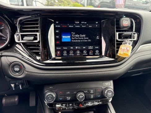 Used 2023 Dodge Durango SXT Launch Edition AWD/4WD image 6