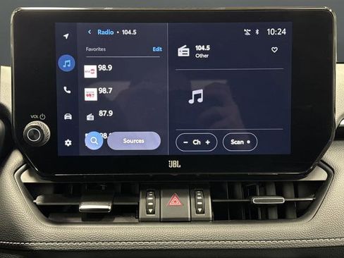 Used 2023 Toyota RAV4 XLE Premium image 18