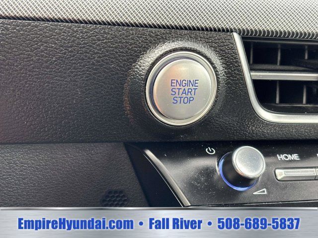 Used 2025 Hyundai Sonata SE FWD image 27