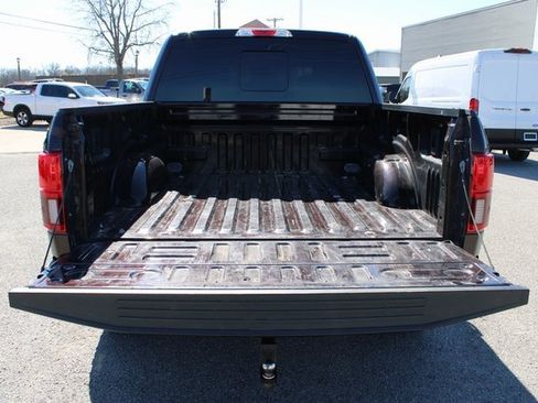Used 2018 Ford F150 Lariat image 7