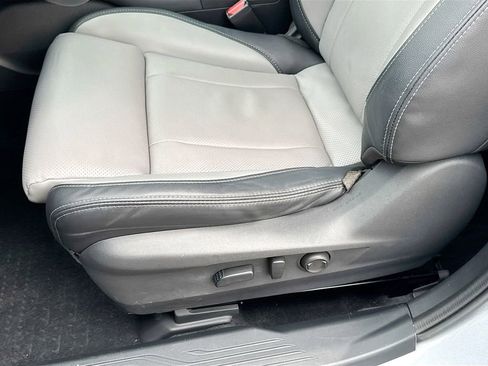 Used 2022 Subaru Outback Limited w/ Popular Package #2 image 24