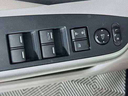 Used 2014 Honda CR-V EX-L image 15