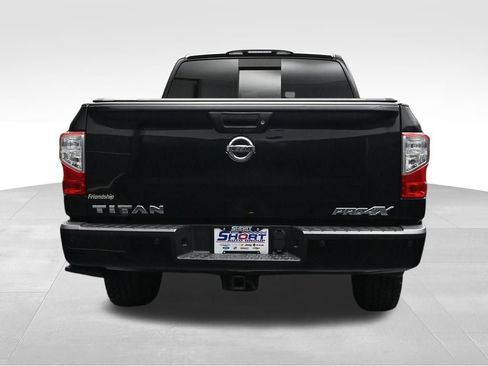 Used 2019 Nissan Titan PRO-4X w/ Pro-4x Convenience Package AWD/4WD image 4