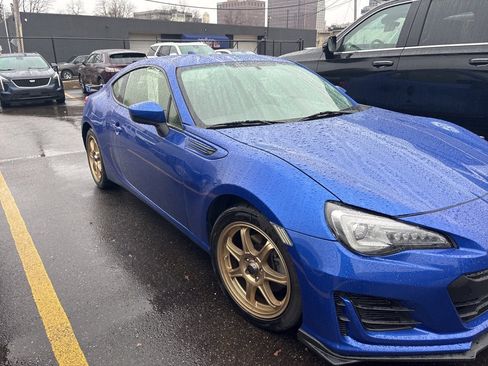 Used 2019 Subaru BRZ Premium image 3