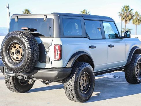 Used 2022 Ford Bronco Badlands image 7