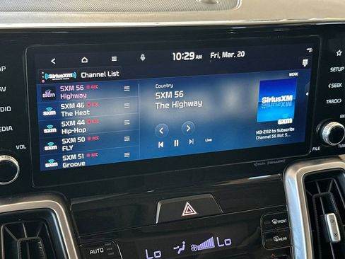 Used 2023 Kia Sorento S w/ Panoramic Sunroof Package image 22