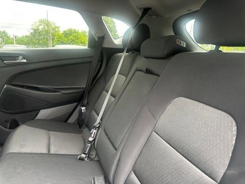 Used 2017 Hyundai Tucson SE w/ Cargo Package FWD image 12