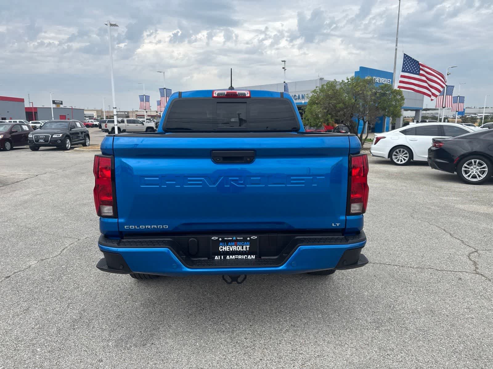Used 2024 Chevrolet Colorado LT w/ LT Convenience Package AWD/4WD image 4