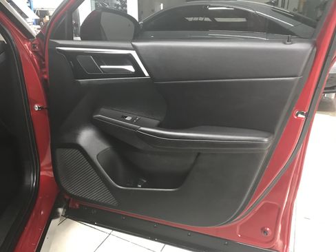 Used 2024 Mitsubishi Outlander SE image 15