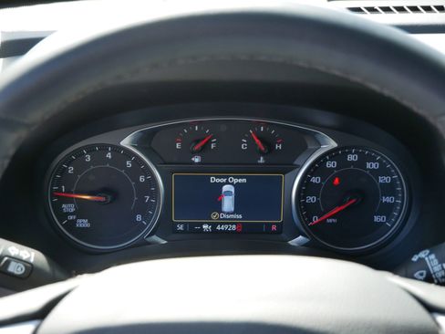 Used 2024 GMC Terrain SLT w/ Infotainment Package II AWD/4WD image 26
