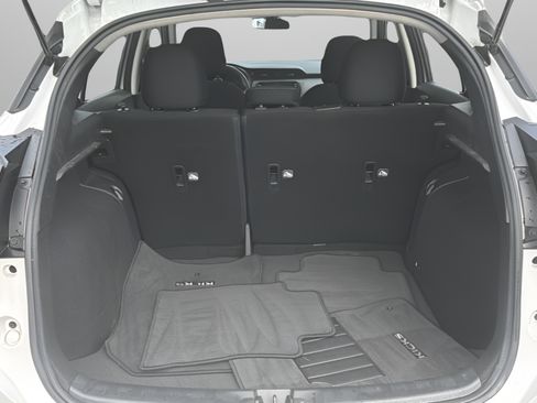 Used 2022 Nissan Kicks SV FWD image 41