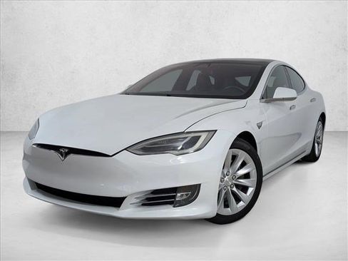 Used 2018 Tesla Model S 75D AWD/4WD image 1