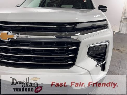 New 2026 Chevrolet Traverse LT w/ Driver Confidence Package image 13