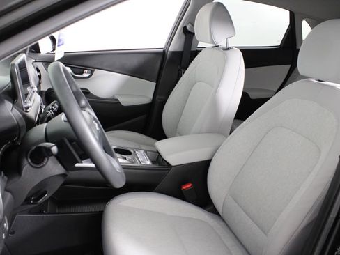 Certified 2023 Hyundai Kona SE image 18