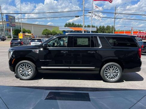 New 2026 GMC Yukon XL Denali AWD/4WD image 6